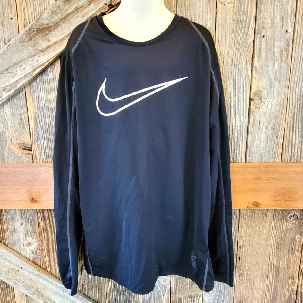 Nike Pro Size L Boys Black Athletic Long Sleeve DriFit Fitted Top breathable
